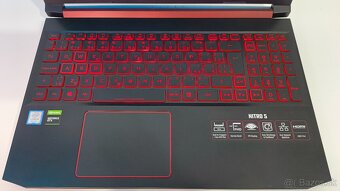 Acer Nitro 5 AN515-54 - 9