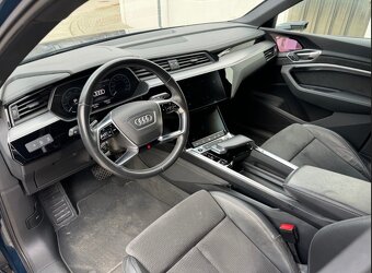 Audi E-tron 50 quattro S line - 9