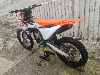 KTM 450 SX - F - 9