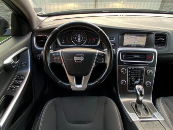 Volvo V60 D2 130tis km "2014" - 9