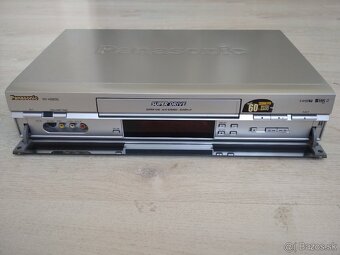 Videorekordér Panasonic NV-HS830 High-End S-VHS ET - 9