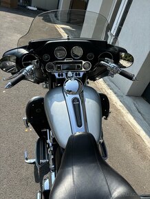 Harley Davidson - 9