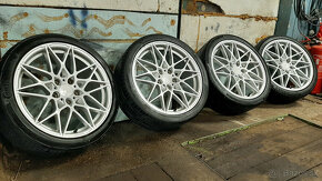 MAM B2 5x120 R18 - 9