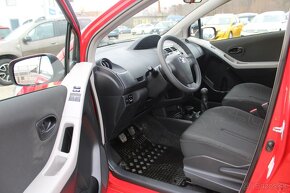 Toyota Yaris 1,0 VVT - i 51 kW COOL 29 000KM -REZERVOVANÉ- - 9