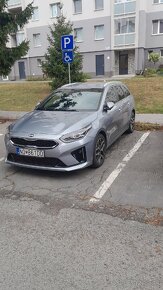 Kia ceed SW 1.4 T-GDI GT Line - 9