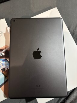 Ipad 10.2 9.generácia (2021) 64GB - 9