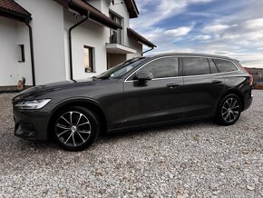 Volvo V60 Momentum 2020 D3 - 9