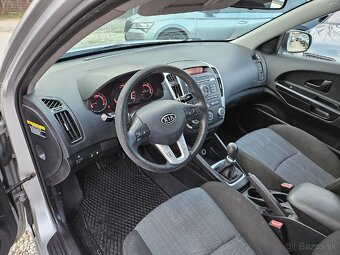 Kia Cee´d SW 1.6 CVVT 16V EX - 9