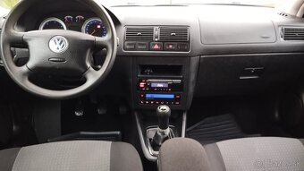 VOLKSWAGEN  GOLF GL COMBI 1,9 TDI 66 KW - 9