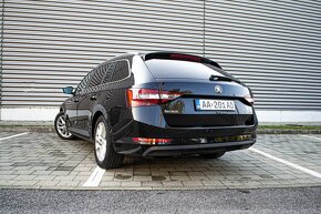 Škoda Superb Combi 2.0 TDI Style DSG AJ NA SPLATKY - 9