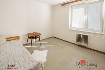 3 izbový byt 72 m2 s balkónom 4,4 m2, Brezová pod Bradlom - 9