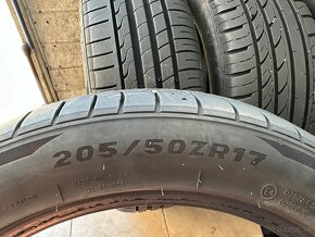 205/50R17 - 9