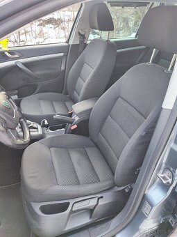 Škoda Octavia Combi 2.0 TDI CR DPF 4x4 Scout DSG - 9