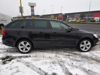 Škoda Octavia Combi 2.0 TDI CR DPF Exclusive DSG - 9