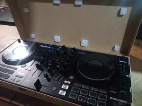 Predam Numark Mixtrack Platinum FX + case - 9