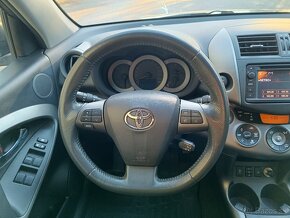 Toyota Rav 4 2,2D-4D 4x4 rok 2012,najeto:156.795 km, NovéCZ - 9