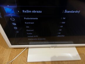 Tenký televizor 32" Samsung UE32D4010 - 9