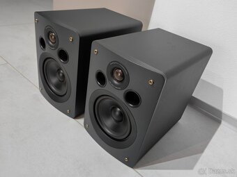 Q Acoustics 1020i - 9