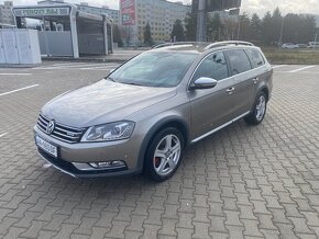 Volkswagen Passat Alltrack B7 2.0 TDI DSG 4X4 - 9