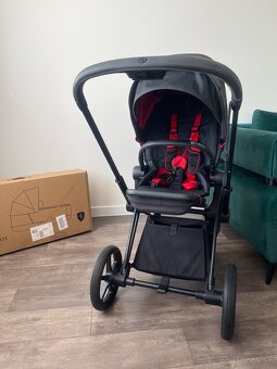 Cybex Priam Ferrari - 9