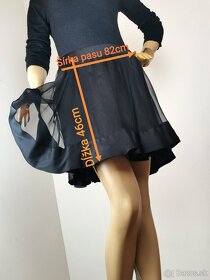 HUNKYDORY - hodvábna sukňa veľkosť M - 9