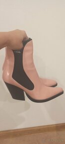 Zara Pink cowboy boot - 9