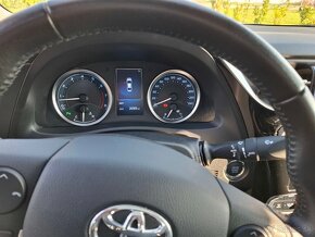 Toyota Corolla 1.6 2019 EXECUTIVE - 9