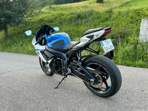 Suzuki Gsxr 750  L2 - 9