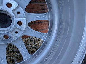 225/55 R17 BMW 5er Zimna sada diskov + TMPS - 9