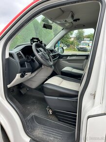 Volkswagen Transporter T6 - 2.0 TDI Sanitní vůz DSG - 9