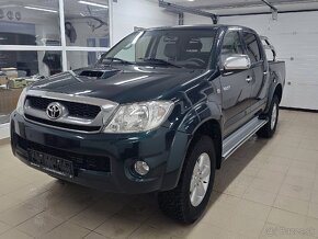 Toyota Hilux REZERVOVANÉ - 9