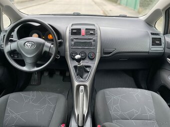 Toyota Auris 1.33 VVTi - 9