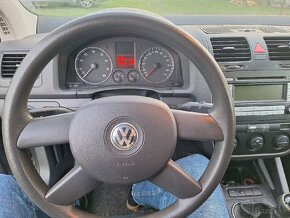 Volkswagen Golf V 1.4 55kw - 9