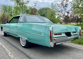 1976 Cadillac Deville - 9