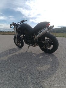 Ducati Monster 600 - 9