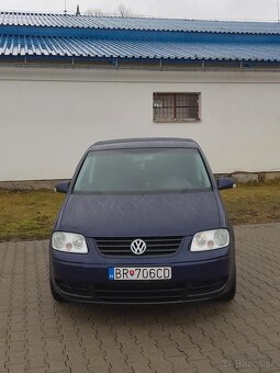 Volkswagen Touran 1.6.FSI - 9