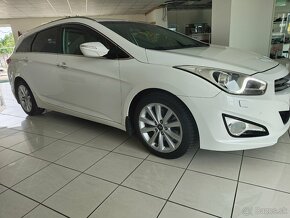 Hyundai i40 kombi 1.7 crdi AUTOMAT kúpené na SK - 9