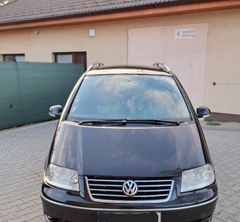 Volkswagen Sharan 2.0TDI 103kw M6 r.v.2008 - 9