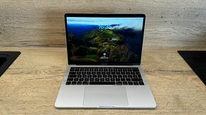 Apple MacBook Pro 13" Touch Bar 2019 Silver - 9