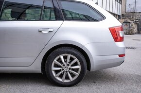 Škoda Octavia Combi 2.0 TDI 110kw - 9