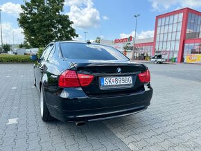 BMW E90 2.0 - 9