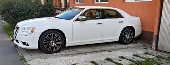 Chrysler 300C (Lancia Thema) 3.0 CRD 240 hp 2012 AT - 9