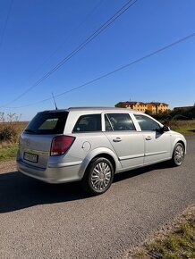 Opel Astra Combi 1.6i TwinPort - 9