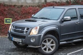 ISUZU D MAX 3,0 DIESEL 4X4 AUTOMAT - 9