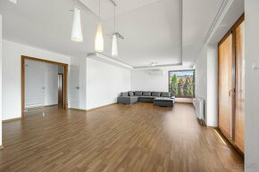 Na predaj | 5 izbový rodinný dom 140 m² s terasou - Tureň - 9