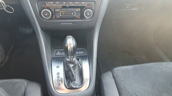 Volkswagen Golf 6 2.0 TDI DSG highline r.v 2012 bixenon navi - 9