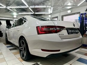 Škoda Superb 4x4 140kw DSG 2016 Laurin Klement - 9