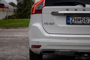 Volvo XC60 D4 2.0L Drive-E Momentum - 9