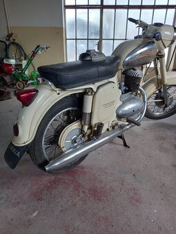 Jawa 250 automatic - 9