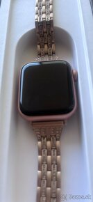 Apple Watch SE 40mm - 9